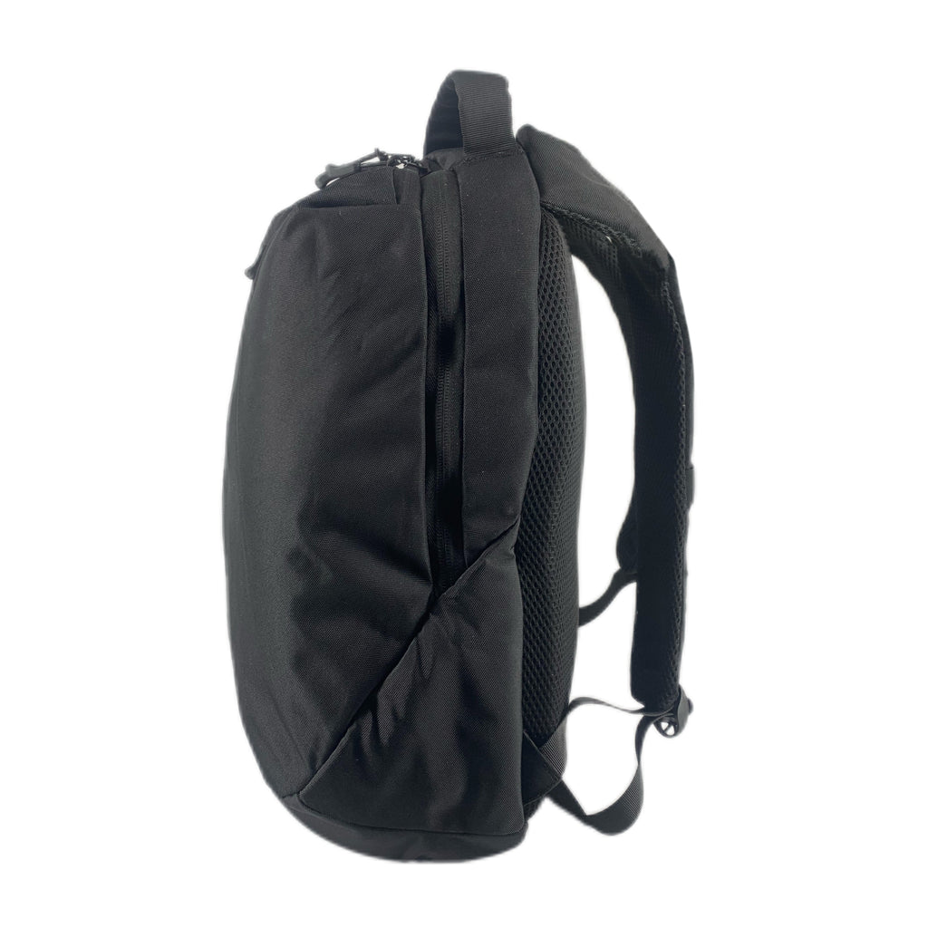 TUCCI Italy TrailBlazer 15.8" Backpack – Black, Reflective Safety Strip, Multi‑Pocket Organizer, Laptop Compartment, Water Bottle Pockets
